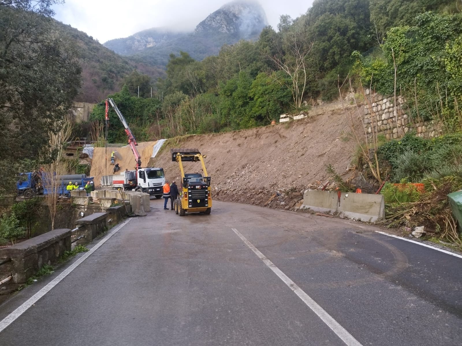 Fuenti Landslide update: Amalfi Drive Reopens a Day Early