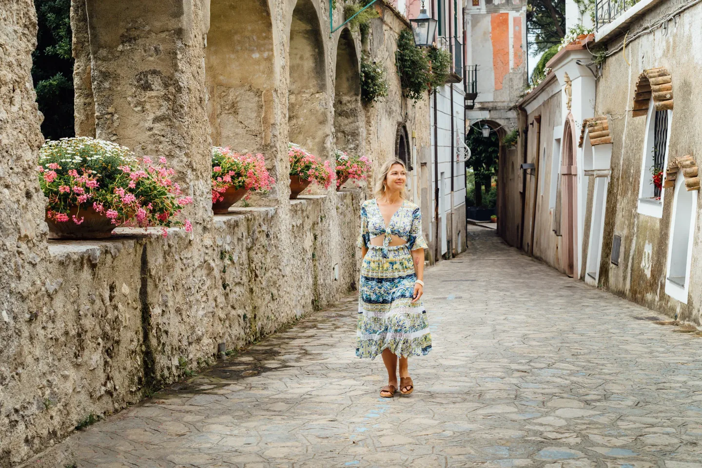 Ravello fashion photoshoot with classic Amalfi light