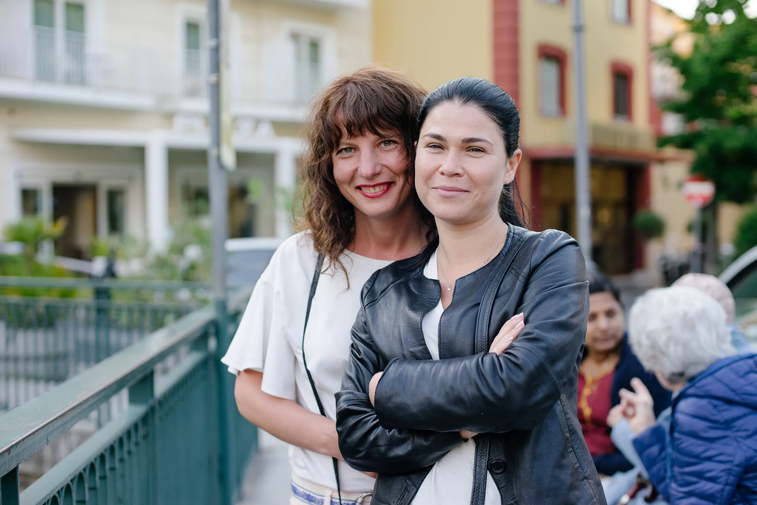 Tour guide with a guest in a coastal town