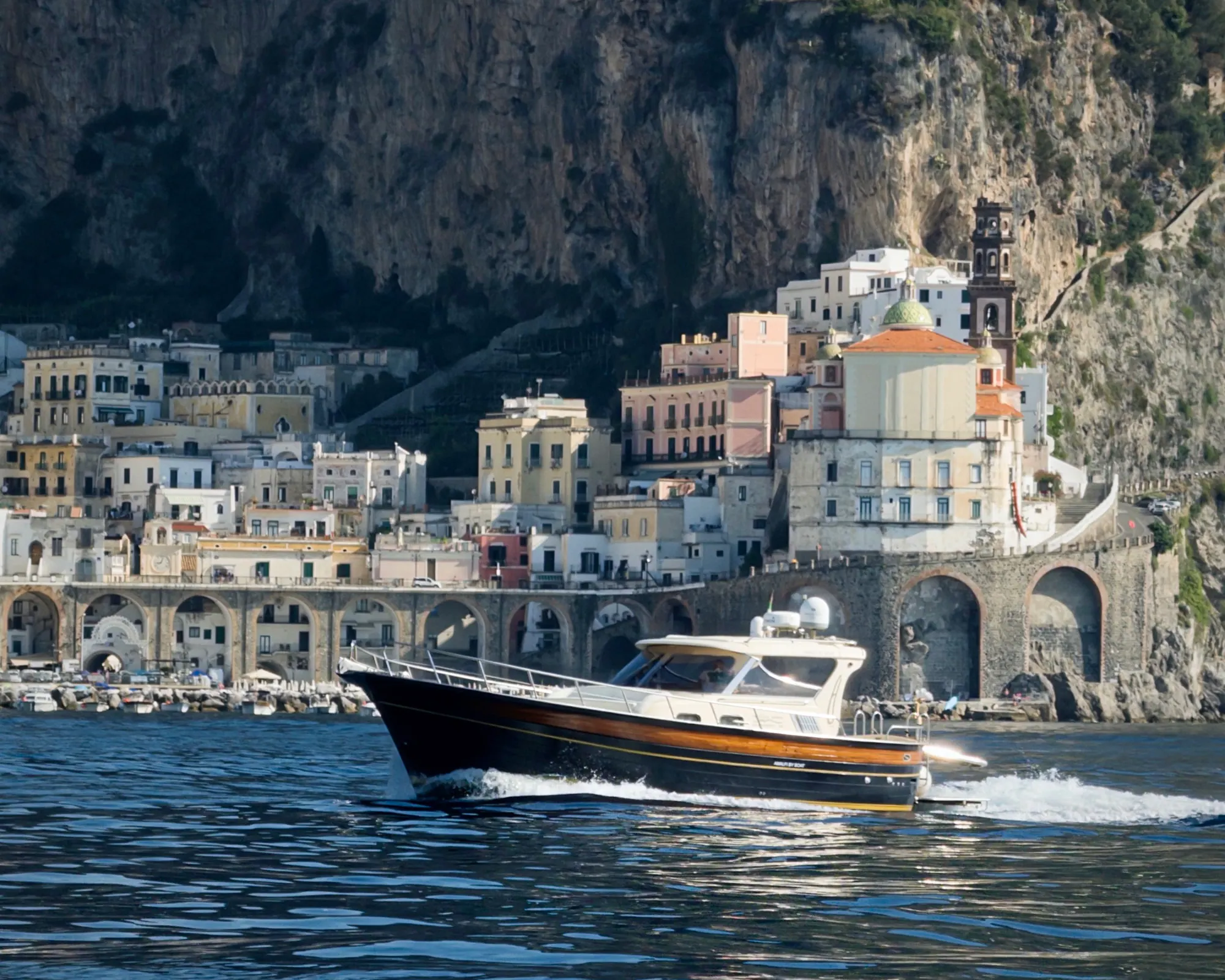 Travelers arriving for the Naples Airport to Amalfi Coast route